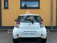 2009 Toyota IQ