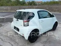 2009 Toyota IQ