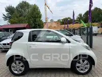 2009 Toyota IQ