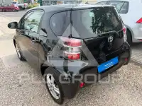 2009 Toyota IQ
