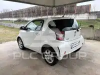 2009 Toyota IQ