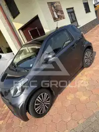 2009 Toyota IQ