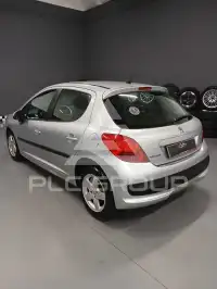 2009 Peugeot 207
