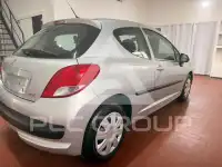 2009 Peugeot 207