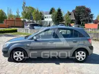 2009 KIA Rio