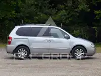 2009 KIA Carnival