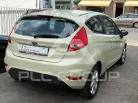 2009 Ford FIESTA