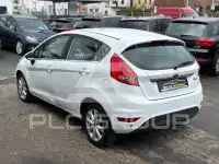 2009 Ford FIESTA