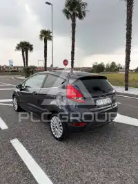 2009 Ford FIESTA