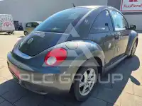 2009 Volkswagen BEETLE