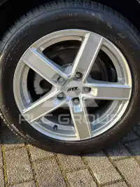 2009 Volkswagen GOLF