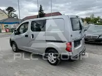 2010 Nissan NV 200