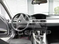 2010 BMW 320