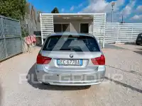 2010 BMW 320
