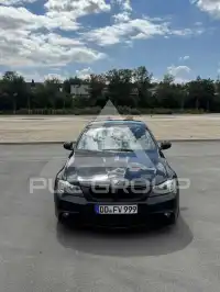 2010 BMW 320