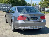 2010 BMW 320
