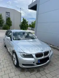 2010 BMW 320