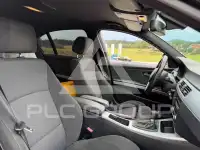 2010 BMW 320