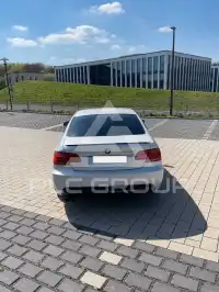 2010 BMW 330