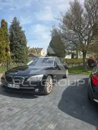 2010 BMW 730