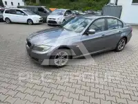 2010 BMW 318