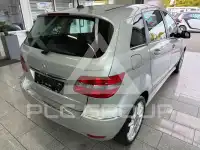 2010 Mercedes Benz B 200