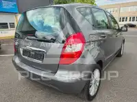2010 Mercedes Benz A 180
