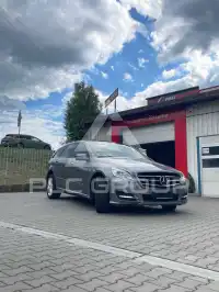 2010 Mercedes Benz R 500
