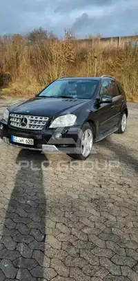 2010 Mercedes Benz ML 500