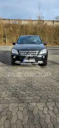 2010 Mercedes Benz ML 500
