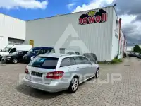 2010 Mercedes Benz E 200
