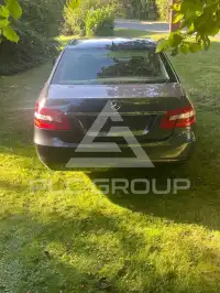 2010 Mercedes Benz E 200
