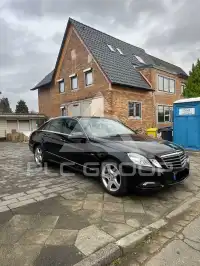 2010 Mercedes Benz E 200