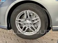 2010 Mercedes Benz E 200