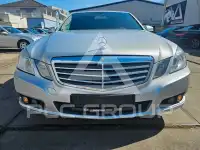 2010 Mercedes Benz E 200