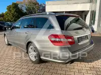 2010 Mercedes Benz E 200