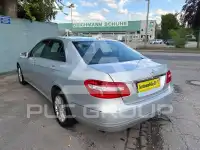 2010 Mercedes Benz E 200