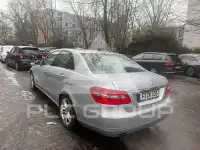 2010 Mercedes Benz E 200