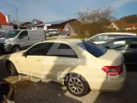 2010 Mercedes Benz E 200