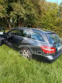 2010 Mercedes Benz E 200