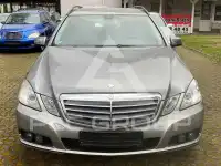 2010 Mercedes Benz E 200