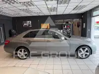 2010 Mercedes Benz E 200