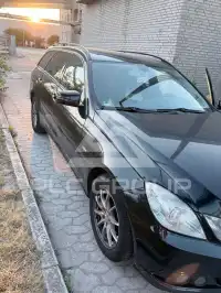 2010 Mercedes Benz E 200