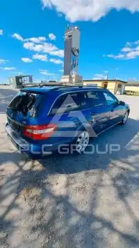 2010 Mercedes Benz E 200