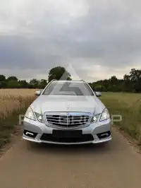 2010 Mercedes Benz E 200