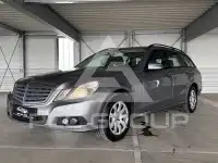 2010 Mercedes Benz E 200