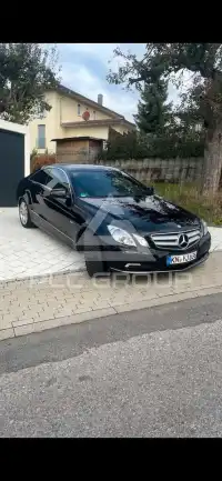 2010 Mercedes Benz E 200
