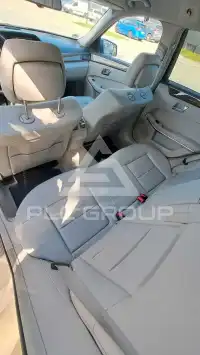 2010 Mercedes Benz E 200