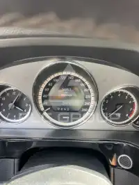 2010 Mercedes Benz E 200