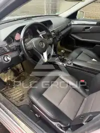 2010 Mercedes Benz E 200